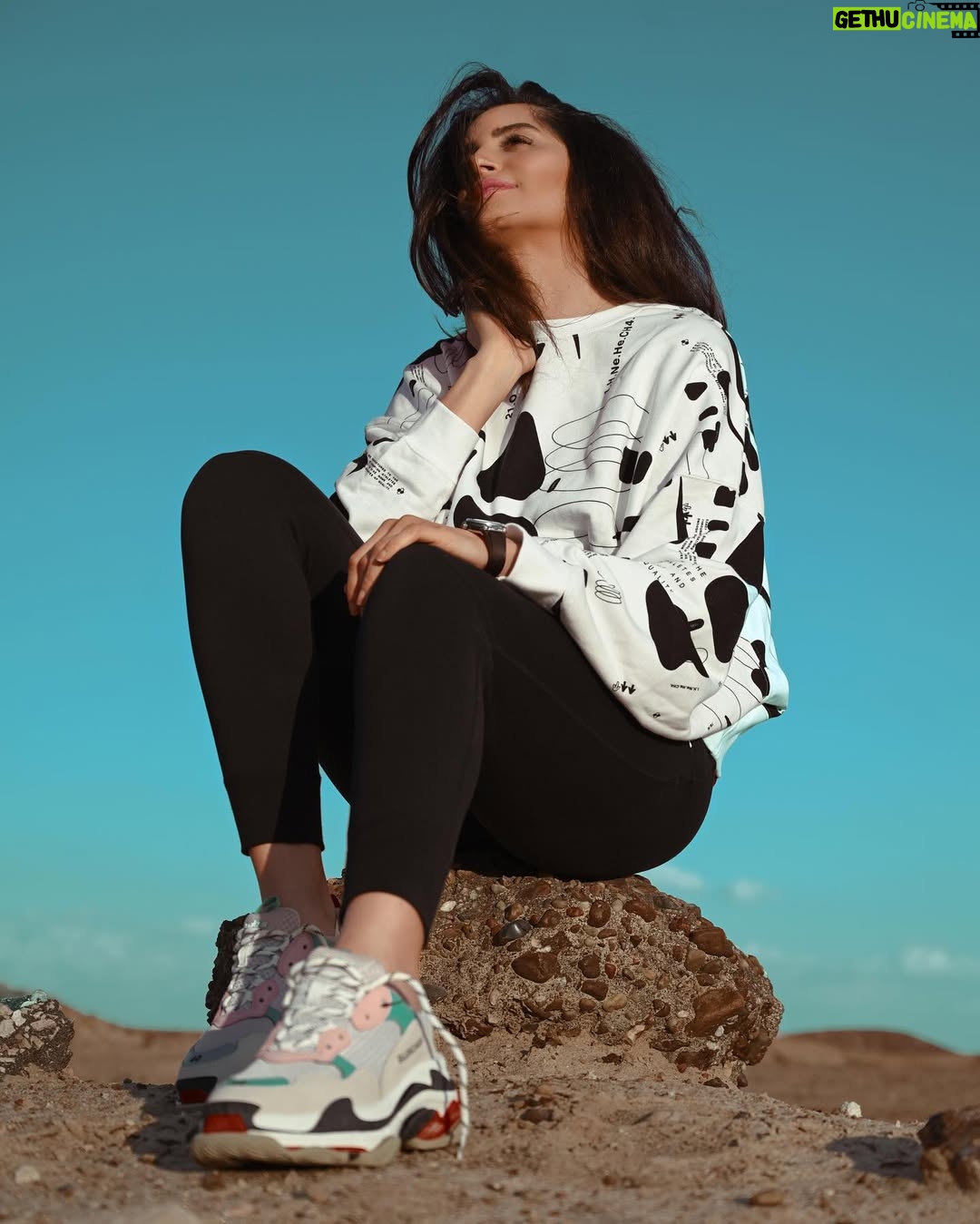 Amal Maher - 56.2K Likes - كل عام وانتم بألف خير
عيد سعيد عليكم جميعا
#عيد_سعيد
#عيد_مبارك
#عيد_الفطر
#مصر
#آمال_ماهر
#happy_eid
#happy_feast
#egypt
#amal_maher
#amalmaher
#amalmaherofficial
