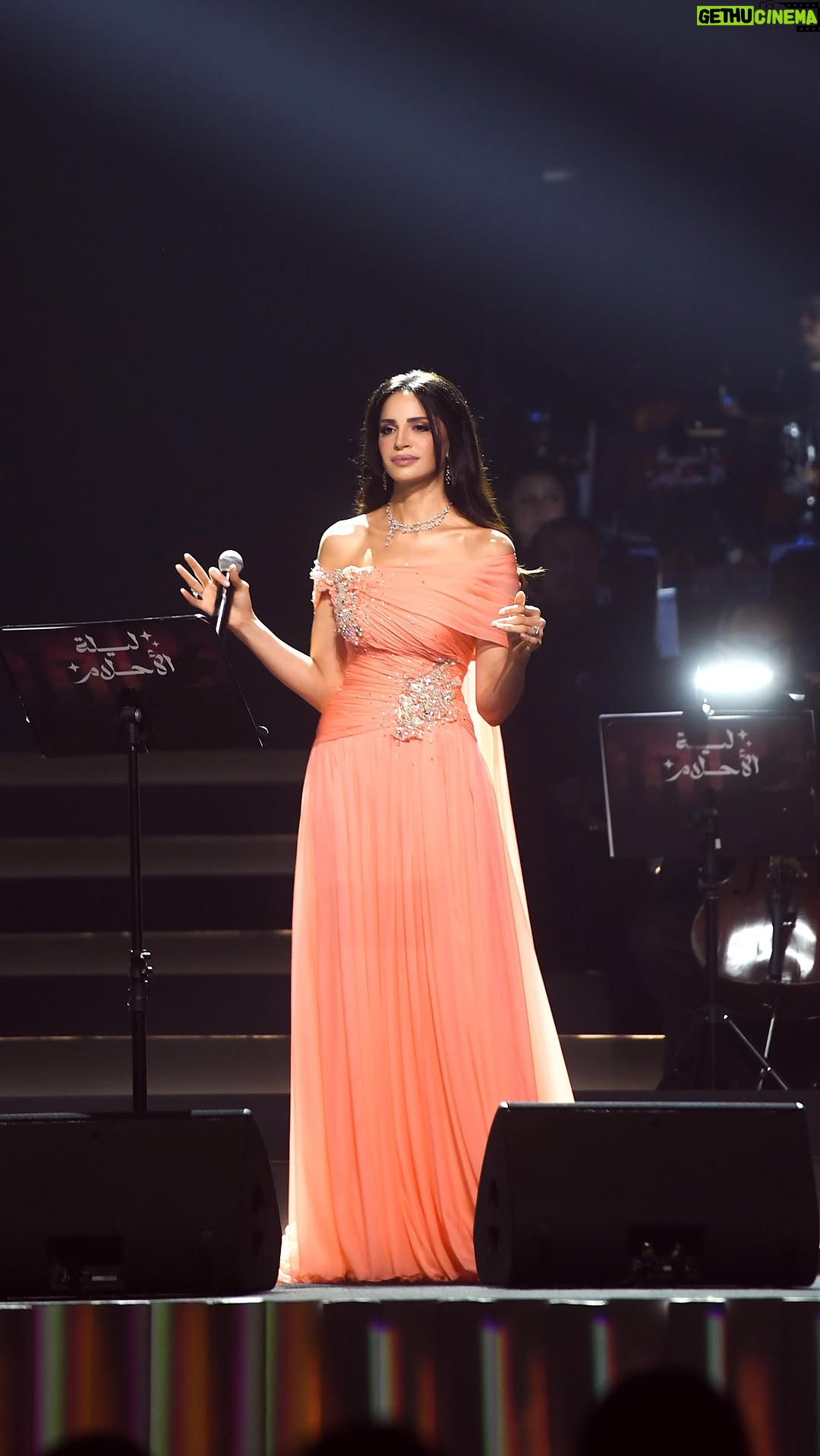 Amal Maher - 164.2K Likes - زي ما رمشك ، خد لياليا ❤️