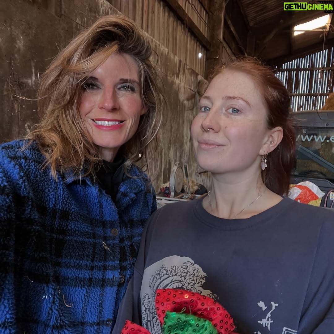 Amanda Owen - 21.4K Likes - A busy, chaotic and disorderly day on the farm.
π π πΆ π πΆ π π ππππππππππππππππ«ππͺΏπΆπΆπΆπππ
What else could it ever be ? π
A perfect Mothers Day for an imperfect mother. ππΌ π§βπΎ
#yorkshire #shepherdess #farm #mothersday #mother #children #family #nevergiveup #keepgoing