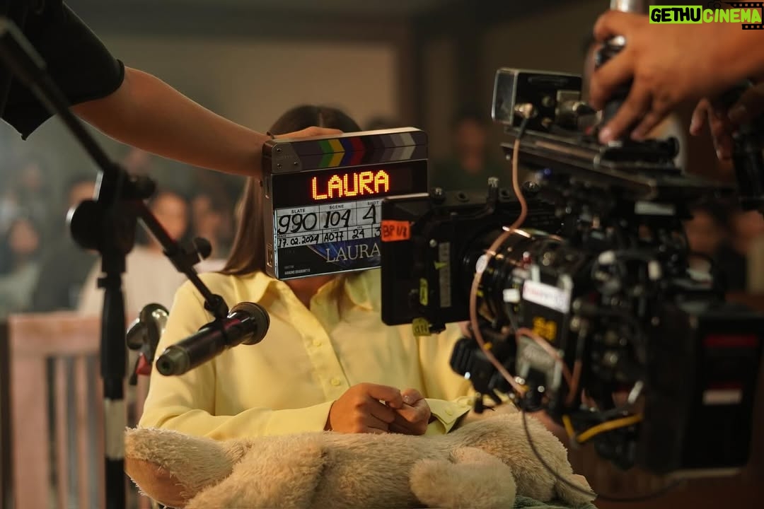 Amanda Rawles - 162.3K Likes - Satu kata yang mewakili perasaan kalian saat nonton film Laura? ✨🦋