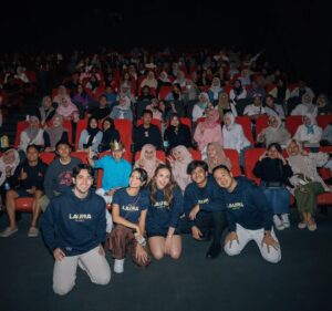 Amanda Rawles Instagram - Terimakasih buat yang sudah ikut meramaikan setiap kota! Kemana lagi ya? 🙌🏻
.
.
#FilmLaura #SedangTayang