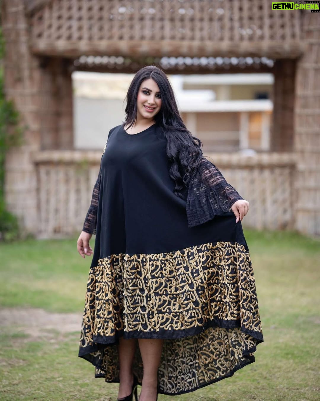 Amani Alaa - 8.3K Likes - جلسه صور لازياء @boutique_amona
#آموزش #اماني_علاء #اضافات #اكسبلورر #فولو #ملابس #ازياء #العراق