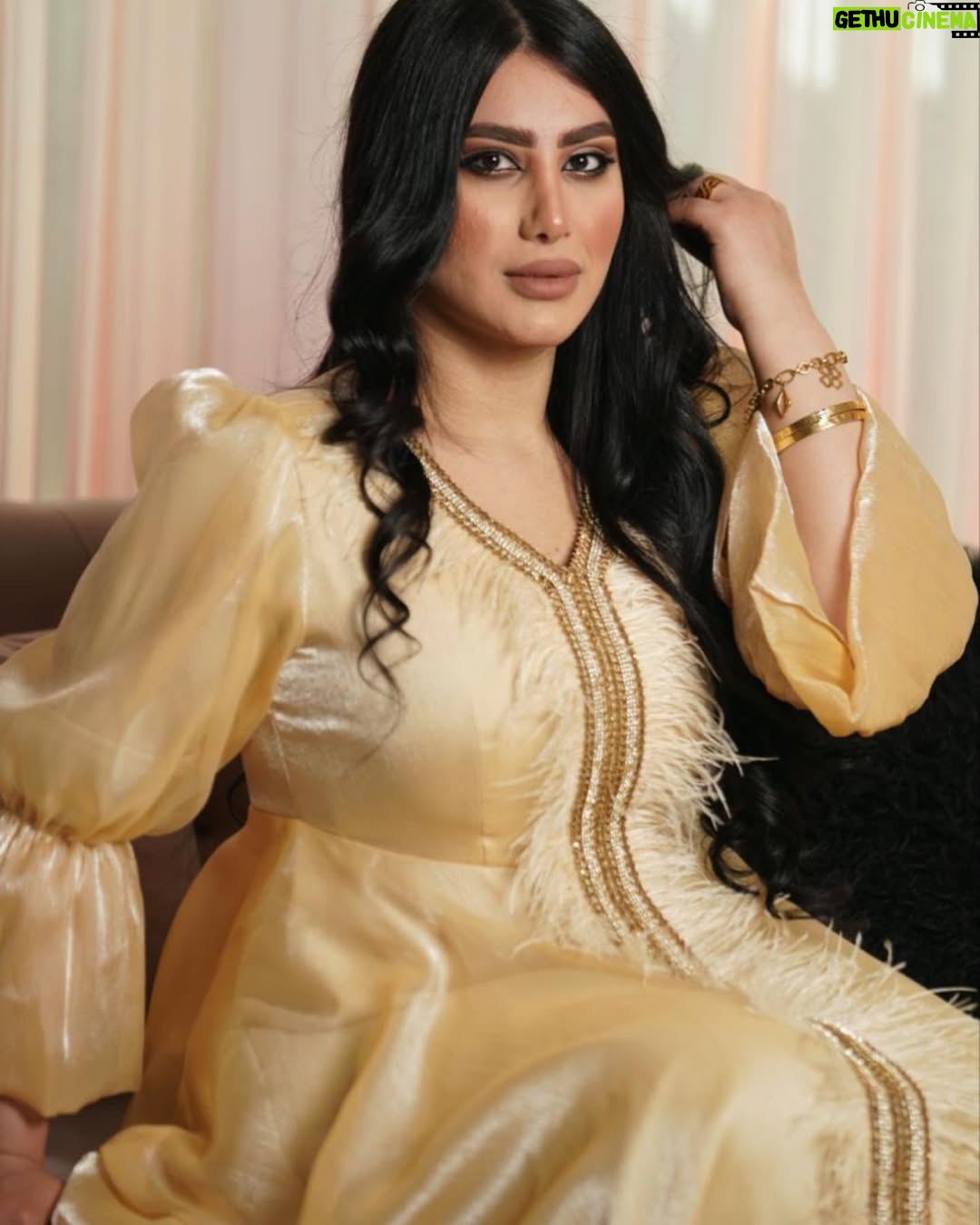 Amani Alaa - 13.2K Likes - هاي المجموعه الثانيه يمكن اكثر من 20 صارن😂
#اماني_علاء #مشاهير_الانستقرام #مشاهير_العراق