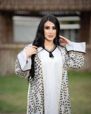Amani Alaa Instagram - جلسه صور لازياء @boutique_amona 

#آموزش #اماني_علاء #اضافات #اكسبلورر #فولو #ملابس #ازياء #العراق
