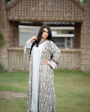 Amani Alaa Instagram - جلسه صور لازياء @boutique_amona 

#آموزش #اماني_علاء #اضافات #اكسبلورر #فولو #ملابس #ازياء #العراق
