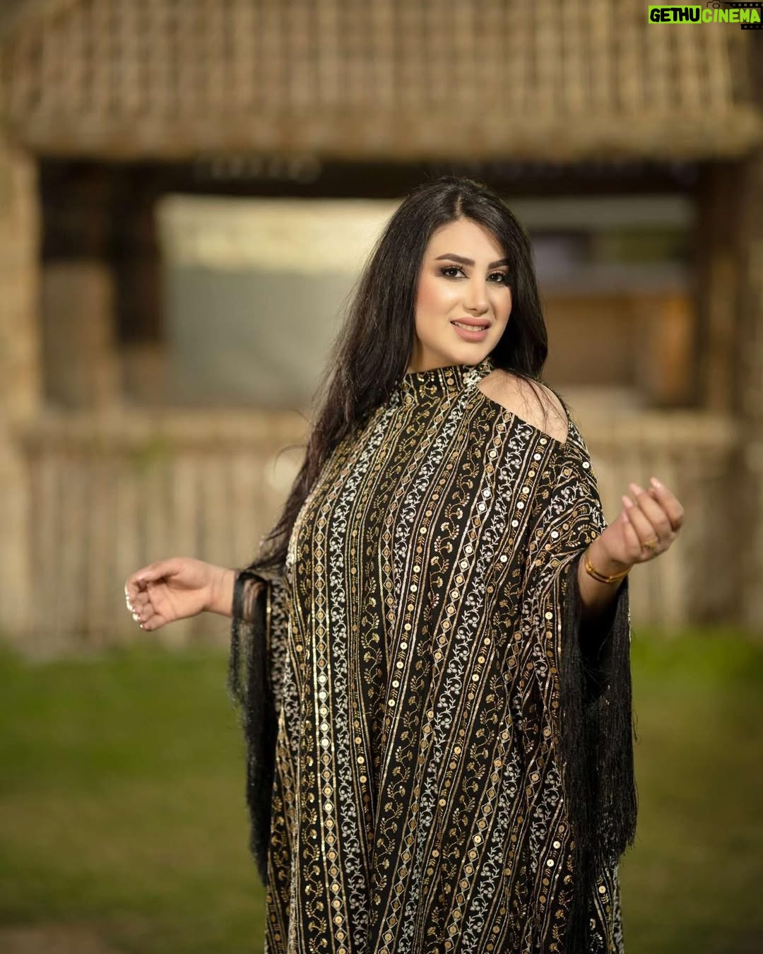 Amani Alaa - 7.5K Likes - جلسه صور لازياء @boutique_amona
#اماني_علاء #ازياء #فاشن #خليجيات #الخليج #اكسبلورر #اكسبلور_فولو #اضافات