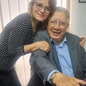 Amaya Forch Instagram - Que gran día es un día al lado de nuestro querido @valentintrujillopiano ! 
(así como me dijo @claudiovalenzuelaoficial hoy)