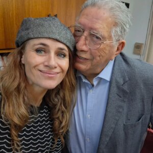 Amaya Forch Instagram - Que gran día es un día al lado de nuestro querido @valentintrujillopiano ! 
(así como me dijo @claudiovalenzuelaoficial hoy)