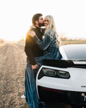 Amberley Snyder Instagram - 💍 30 day countdown 💍

📸 @laurenandersonphoto 

#amberleysnyder #fairytalewedding #2025bride #mrscleveland