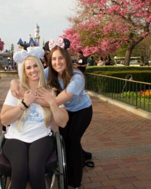 Amberley Snyder Instagram - 💍 Bride to Be with the best girls I could ask for!! 💕

#amberleysnyder #walkriderodeo #fairytalewedding #2025bride #disneybride