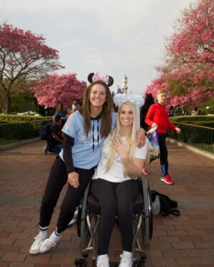 Amberley Snyder Instagram - 💍 Bride to Be with the best girls I could ask for!! 💕

#amberleysnyder #walkriderodeo #fairytalewedding #2025bride #disneybride