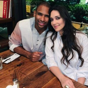 Amelia Vega Instagram - Entre la mudanza y la locura, una escapadita😍#aboutlastnight #parentsnightout