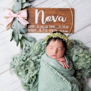 Amelia Vega Instagram - Baby Nova 🧸🎀✨ ⁣  Swipe 👈🏻
⁣
#10DaysOld #Baby4 #MyBaby #NovaHorfordVega #PartyOf6⁣⁣
