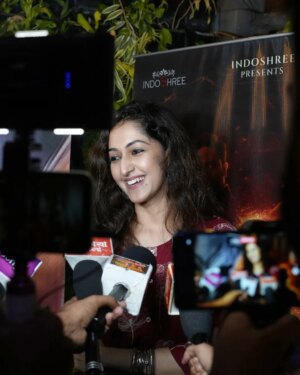 Amrita Chattopadhyay Instagram - Moments from the Poster Release of #BhutOPurbo 
Thank you @souro_jeet for the pictures 

#instagram #ɪɴsᴛᴀᴍᴏᴏᴅ #instagood #instapic #photosinbetween #poster