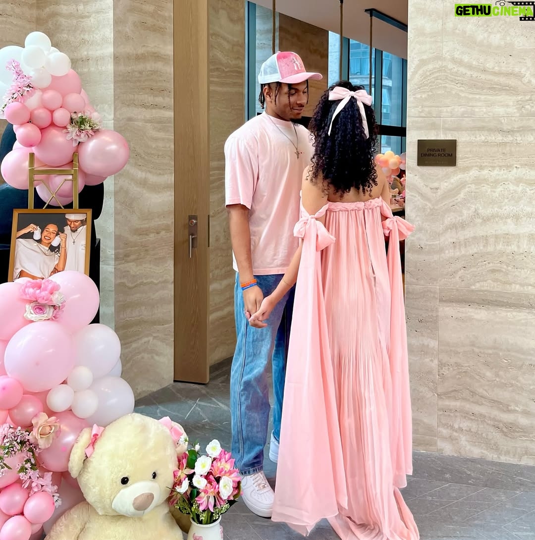 Ana Giulia Zortea - 63.6K Likes - first of many celebrations for my babygirl, so thankful for everyone who showed us so much love π©· primeira de muitas celebraΓ§Γ΅es pra nossa nenΓ©m π