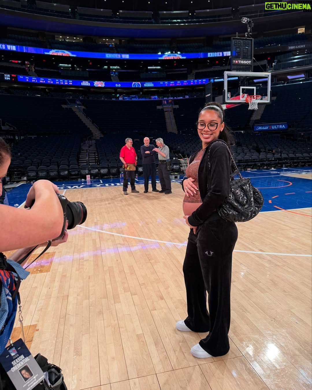 Ana Giulia Zortea - 49.7K Likes - game day with mom and Ace