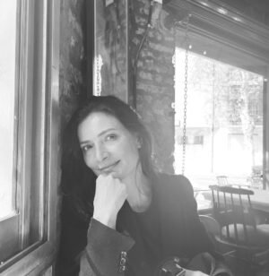 Ana Maria Orozco Instagram - Una vuelta por Villa Crespo🖤
Mirando a Mia✨✨✨
