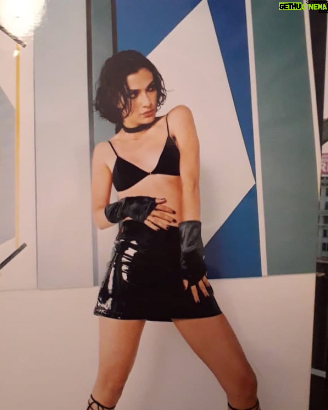 Ana Maria Orozco - 65.6K Likes - Nicole. “El Colombian Dream”, dir. Felipe Aljure.
Photo, German Baron. NY. 2004