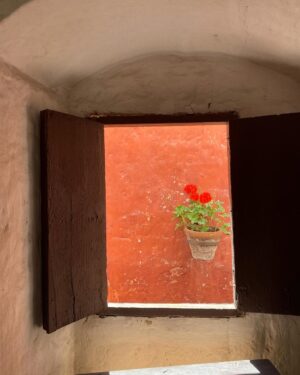 Ana Maria Orozco Instagram - Visita al impresionante Monasterio de Santa Catalina, en Arequipa, con @anaorozcoof ❤️
Inolvidable.