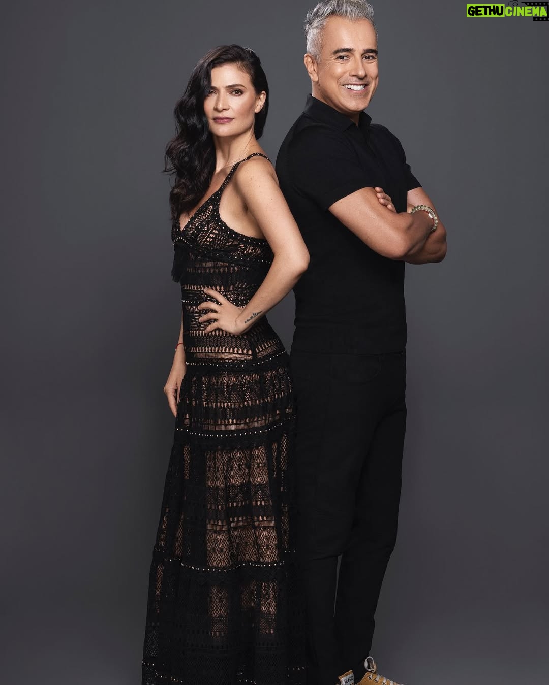 Ana Maria Orozco - 179.5K Likes - Betty la fea llegará a Prime Video en el 2024 ♥️
@primevideolat
@jeabello
@canalrcn
@hernanpuentes/ Fotos
@alejandrodelgado629/ Maquillaje y peinado
@pausan2015/ Styling
@agenciavannelli ✨