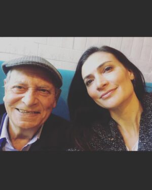 Ana Maria Orozco Instagram - Te amo pa. Gracias❤️ 

El silencio. Bogotá. El café. La Luis Angel Arango. Bach. Chaplin. Woody Allen. Michael Chéjov. Anton Chéjov. John Lennon. Hamlet…
Las grandes preguntas. Your way.
