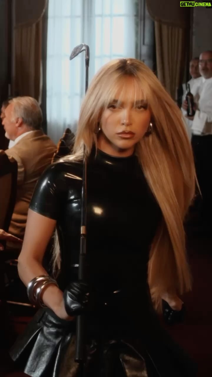 Ana Mena - 84.4K Likes - ESTA NOCHE “CARITA TRISTE” @emiliamernes
00:00h 🇪🇸
19:00h 🇦🇷