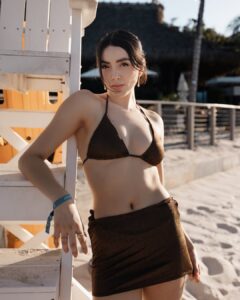Actress Ana Pau Castell HD Photos and Wallpapers August 2025