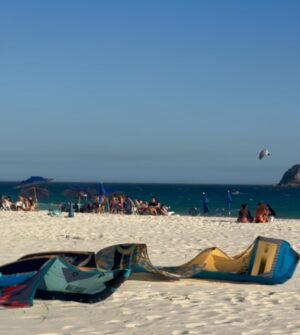 Ana Paula Minerato Instagram - 1º de Março 
aniversário do Rio de Janeiro 460 anos☀️🌴

Segunda capital do Brasil 
nossa eterna Brasília(1763-1960) 🇧🇷

E que data mais que especial pra celebrar esse aniversário, com nosso carnaval tão lindo e especial e INTERNACIONAL, patrimônio nacional ❤️