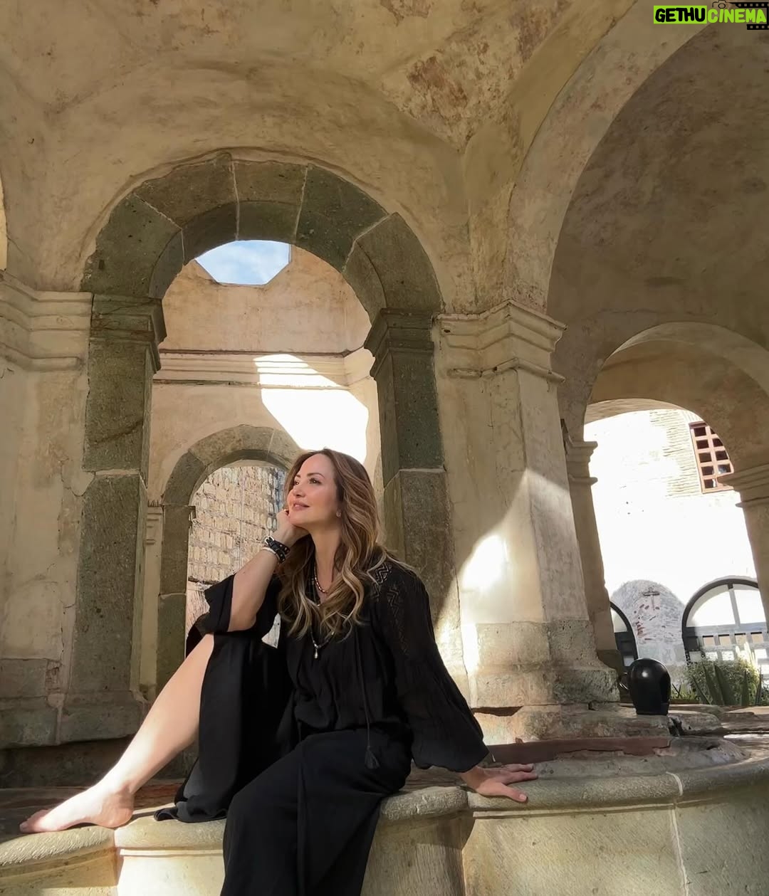 Andrea Legarreta - 47.2K Likes - Oaxaca mi amor y yo… ❣️💫✨