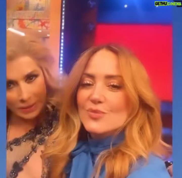Andrea Legarreta - 62.9K Likes - Dulce… Reina hermosa!! Siempre encantadora y cálida… Y con una voz tan espectacular que ponía la piel “chinita”…. Que pronto emprendes el vuelo… Vamos a extrañarte y extrañar tu extraordinario talento y don de gente!! Siempre fuiste y serás especial!!! Te guardo en mi corazón y agradezco tu dulzura conmigo cada vez que nos veíamos!! Te quiero preciosa!! Vuela alto y deleita a todos allá con tu celestial voz!! Descansa en paz… @dulcelacantante 🙏🏻🙌🏻🤍🌟 Abrazo cálido a todos tus amores!! ❤️
