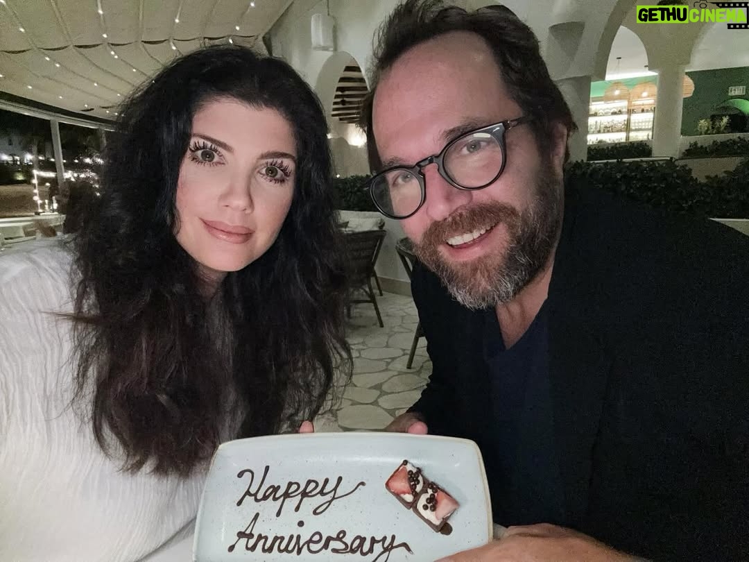 Andrea Nocetti - 1.6K Likes - Feliz aniversario amor de mi vida… Pasan los años y te amo cada día más… Es verdad que el amor fluctúa y trasciende pero todavía siento mariposas y un amor infinito hacia ti… #10years #10yearstogether #10yearsanniversary #love #respect #mylove #mylife #myforeverlove #anniversary #tinanniversary #bodasdealuminio #aluminio #andreayelliot