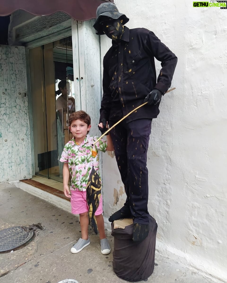 Andrea Nocetti - 5.2K Likes - Un borondo por mi linda Cartagena… #cartagena #alumbrados #alumbradoscartagena #family #love #myboys #brothers #twins #twinboys #momofboys #vacations #lucianminski #minskitwins # @lucianminski @minskitwins @lizamargomez