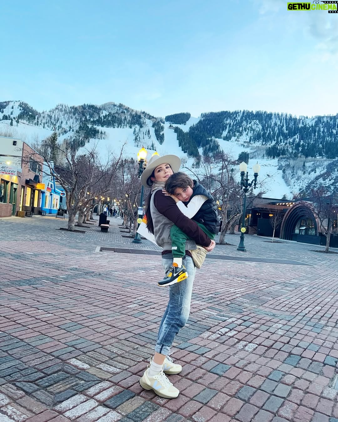 Andrea Nocetti - 1.8K Likes - Postales de Aspen ❄️ #family #springbreak #springbreak2025 #vacations #aspen #colorado