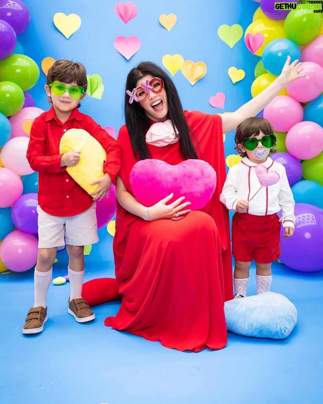 Andrea Nocetti - 2.2K Likes - Happy valentine’s ❤️ #love #happyvalentinesday #happyvalentine #family #pet #dog #sons #mom #brothers #twins #momofboys #boysmama #lucianminski #minskitwins #myboys @lucianminski @minskitwins @fionaandlolastory #felizdiadesanvalentin #sanvalentin @habiaunavezunafoto_ @habiaunavezunvideo