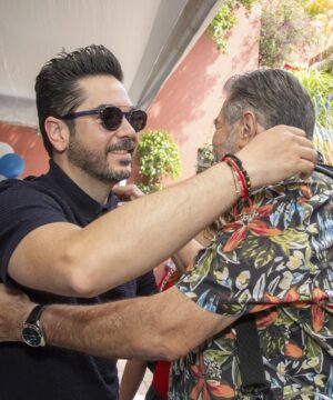 Andrea Torre Instagram - Este fin de semana nos reunimos para festejar la vida de un hombre que ha dejado huella en el escenario, en nuestras vidas y en el corazón de todos los que lo rodean.

¡Feliz cumpleaños, Don George! 🎂
Te celebramos siempre.

#ATH #andreatorre #odp #familiaortizdepinedo #cumpleaños #dongeorge #jorgeortizdepinedo #celebrando
