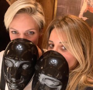 Angelika Revva Instagram - Сегодня родилась моя подруга, мой единомышленник, мой союзник, моя радость и источник нескончаемой поддержки,любви, радости и доброты! Мои подруги это отдельная история! Это история про то, что каждая из нас поправляет друг другу корону! Любит, ценит и поддерживает 24/7! Женская дружба она прекрасна.. красива, легка, тепла.. у меня много подруг и я всех их ценю и восхищаюсь ими.. Сегодня в лице моей Дашеньки, хочу в очередной раз признаться всем Вам в Любви, мои девочки! С Днем Рождения тебя, мой огонь! Я очень тебя люблю! ❤️ 
Отмечай свою подругу.. признаемся им в очередной раз в любви 🥰❤️