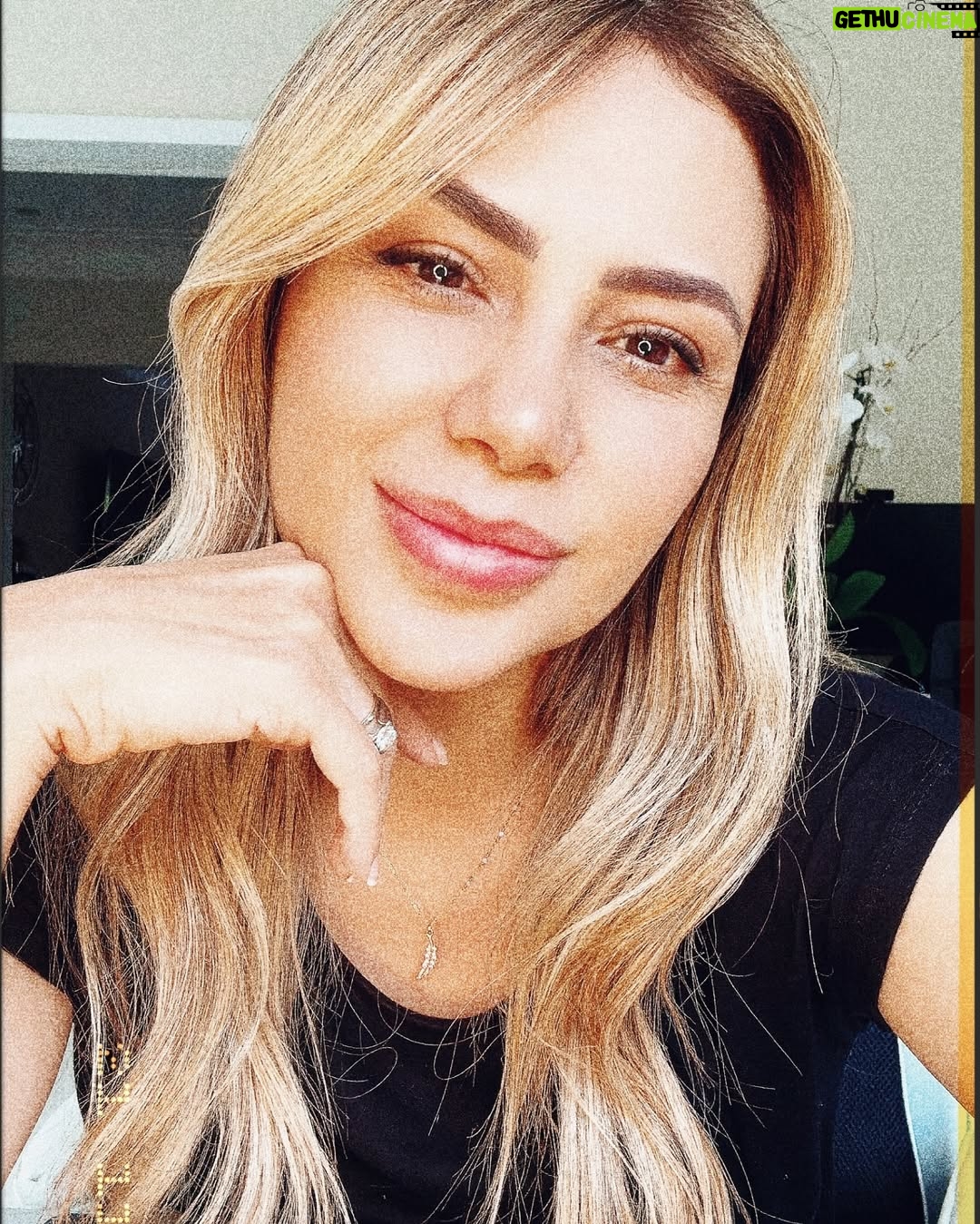 Angeline Moncayo - 1.2K Likes - šš š§šŖšÆš¢š, šÆš° š“Ć© š²š¶Ć© š²š¶šŖš¦š³š¦šÆ. šš¶š¦ š“š¦š¢, šØš°š³š„š¢, š§šš¢š¤š¢, š¢ššµš¢, š£š¢š«šŖšµš¢, š¤š°šÆš·š¦š³š“š¢š„š°š³š¢ š° š¤š¢ššš¢š„š¢...
āššŖš¢š³šŖš° š„š¦ š¶šÆš¢ šÆšŖĆ±š¢ š²š¶š¦ š²š¶š¦š³Ćš¢ šš¢š“ šµš¦šµš¢š“ šØš³š¢šÆš„š¦š“ā ššš
*Disponible en Amazon - Papel y digital āØ
*Playlist en Spotify š§