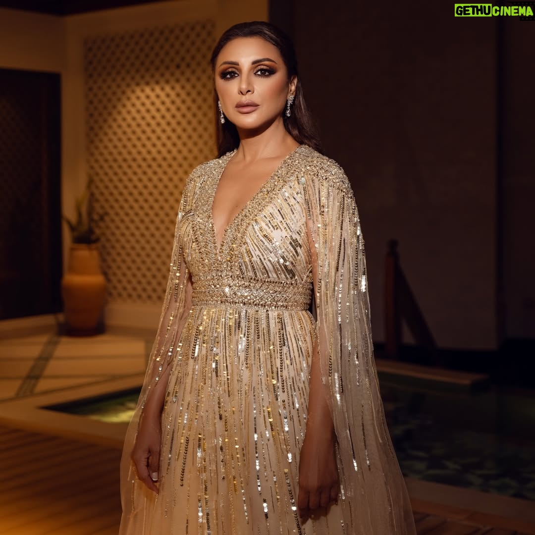 Angham - 39.3K Likes - من حفل مملكة البحرين، ٢٠ سبتمبر ٢٠٢٤ ♥️
شكراً لكم على ليلة لا تُنسى ومشاركتكم هذه الليلة الساحرة ✨🎤
انغام_في_البحرين 🇧🇭
Jewellery: @glamour.jewellery