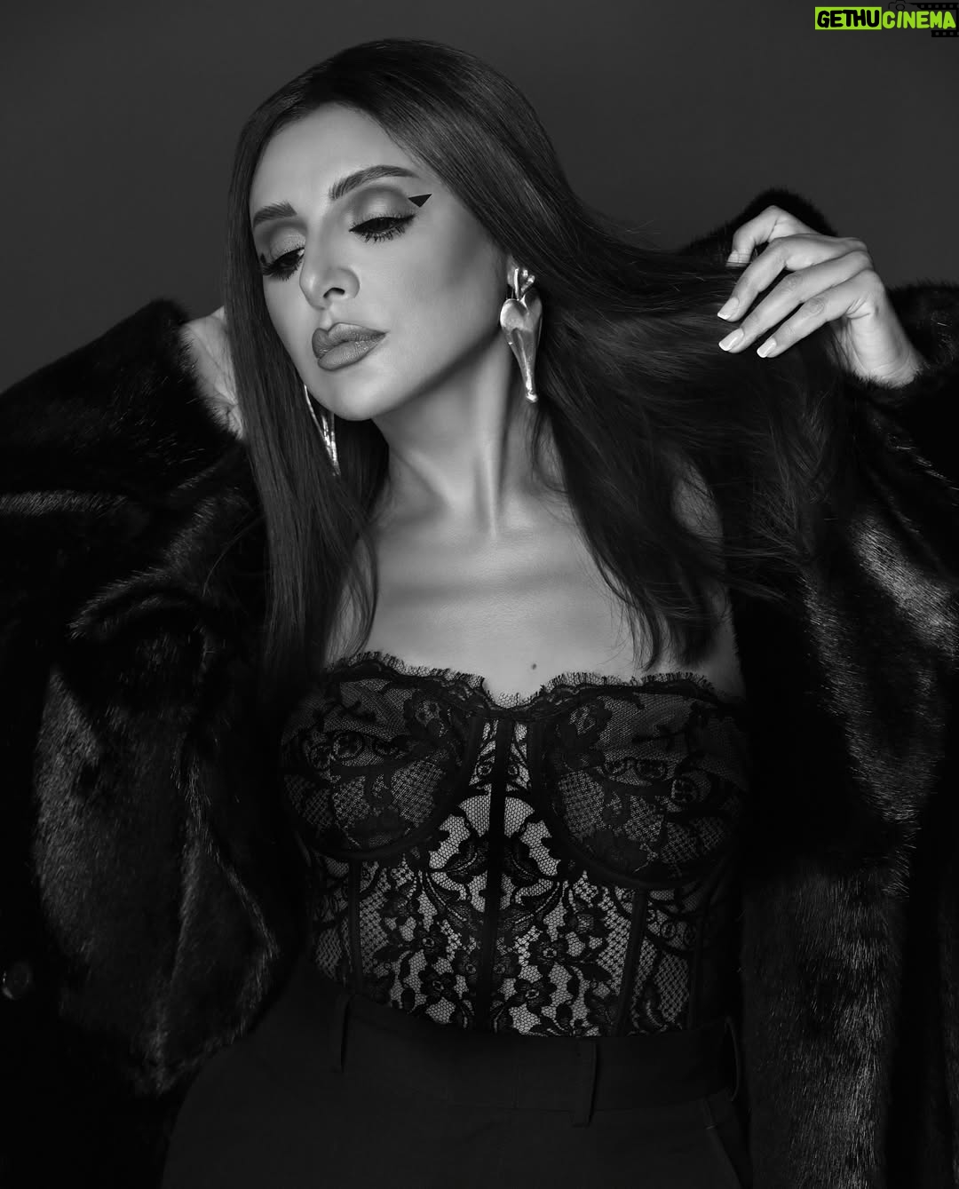 Angham - 78.7K Likes -