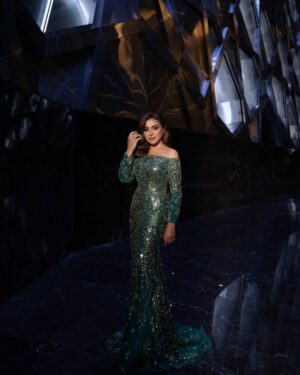 Angham Instagram - من حفل مهرجان شتا الكويت بمركز الشيخ جابر الاحمد الثقافي 🇰🇼💚

Jewelry: @royalcorner