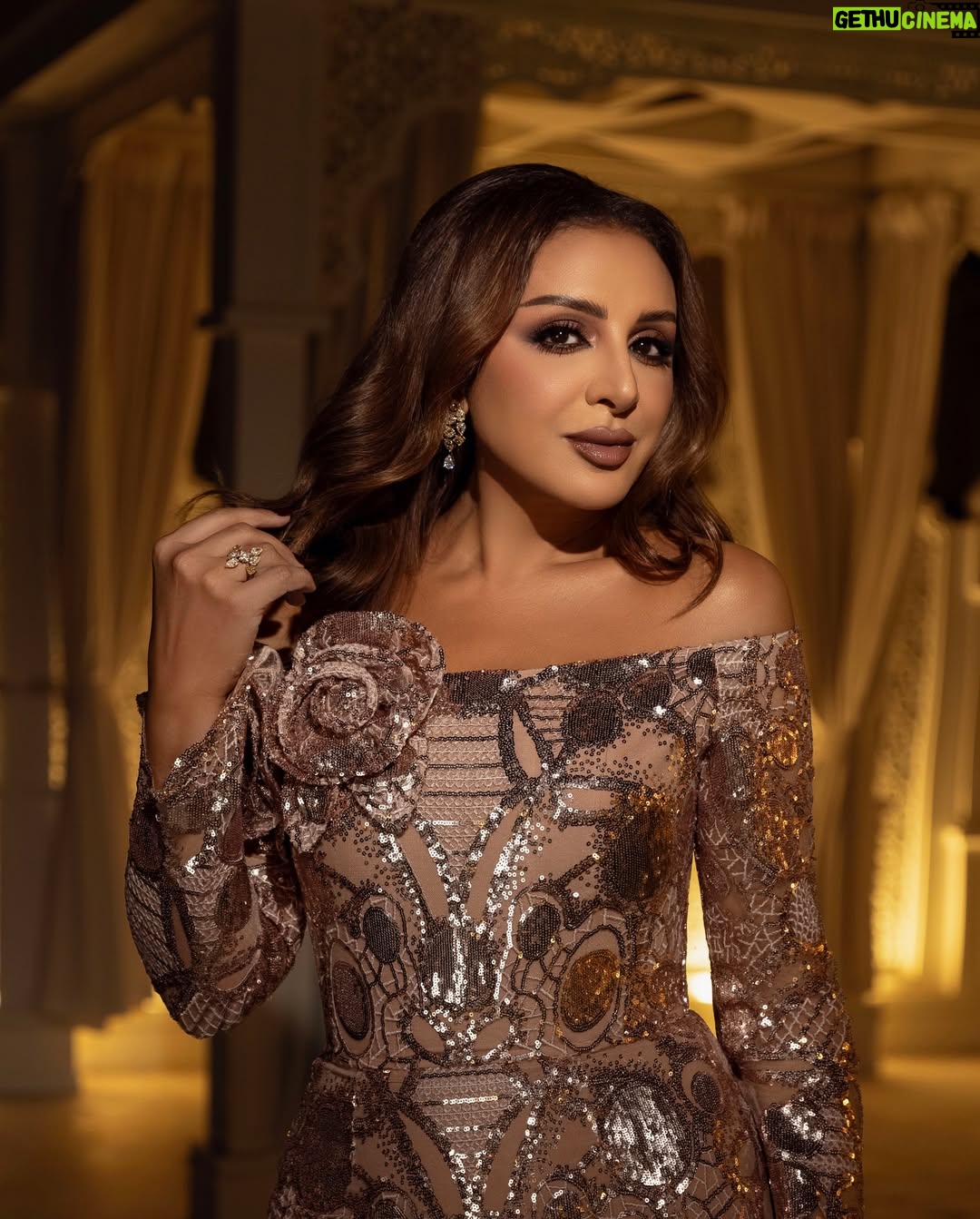 Angham - 50K Likes - From Doha, Qatar Concert 🎵🇶🇦💜
من حفل الدوحة، قطر ٢٠٢٤
Jewelery @yessayan @alfardanjewellery