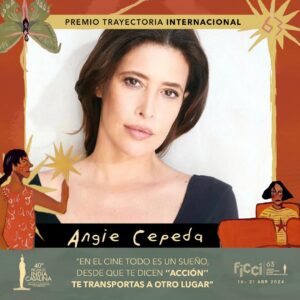 Angie Cepeda Instagram - 🌟 ¡Un ícono colombiano del cine y la televisión! 
🎬 Angie Cepeda, merecedora del premio - Trayectoria Internacional  #FICCI63 en el marco de la 40° edición de los Premios India Catalina. 

Desde sus inicios en las telenovelas hasta brillar en la gran pantalla, ha dejado una marca indeleble en la industria.

💫 Su legado en la televisión es insuperable, dejando su huella en producciones como “Luz María”, “Las Juanas” y “Los Protegidos”. Un verdadero ícono que ha inspirado a generaciones enteras.

🌍 Una colombiana que conquistó el mundo del cine internacional. Desde la comedia argentina ”Samy y Yo” hasta su incursión en Hollywood con “The Dead One”, cada actuación ha sido un regalo para sus seguidores.

No te pierdas el conversartorio con Angie el miércoles 17 de abril en el marco de #NIDO , donde conversará sobre su trayectoria en la industria audiovisual.

Angie Cepeda, una verdadera joya de la pantalla grande y chica.

¡Bravo, Angie Cepeda, por tu brillante trayectoria! 🎉✨

 #AngieCepeda #Cine #Televisión #FICCI63 #ElFestivaldeTodos