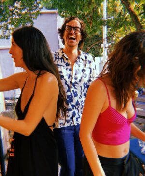 Angie Cepeda Instagram - Mi parte favorita de la vida es estar con mis personas favoritas de la vida.
My favorite part of life is being with my favorite people in life.