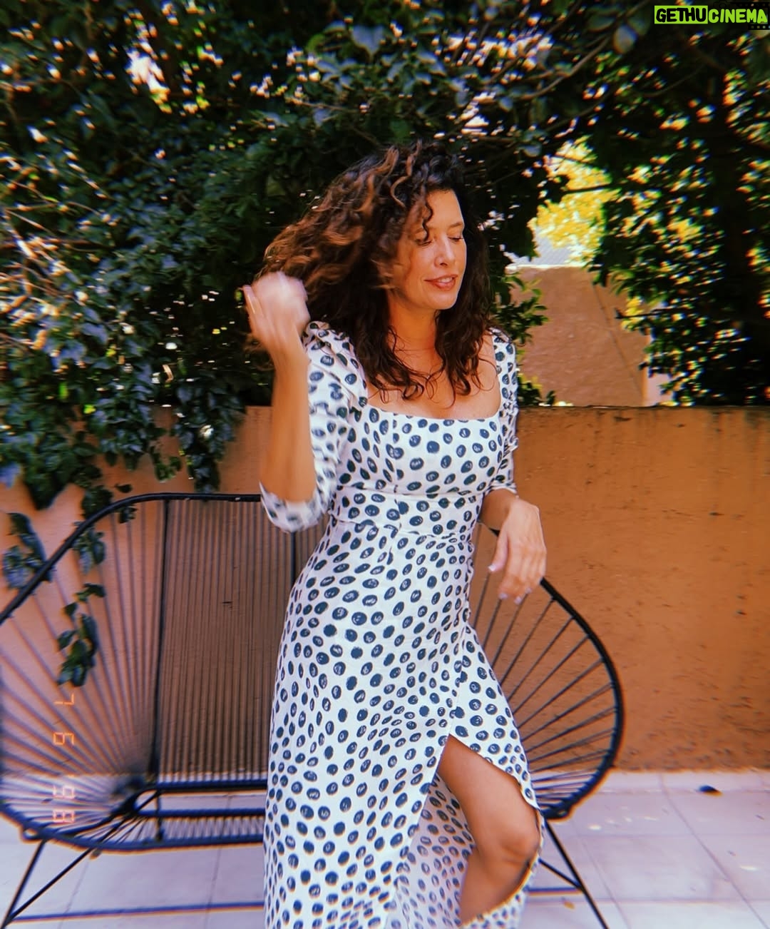 Angie Cepeda - 3 Likes - Mi parte favorita de la vida es estar con mis personas favoritas de la vida.
My favorite part of life is being with my favorite people in life.