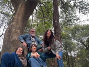 Angie Cepeda Instagram - Amigos vitamina   picnic en el bosque de Chapultepec. Gracias vida ❤️