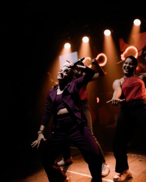 Anju Joseph Instagram - Having fun on stage!!! AnjuJosephLive♥️💃

Pics by @sonnet._.vijaya