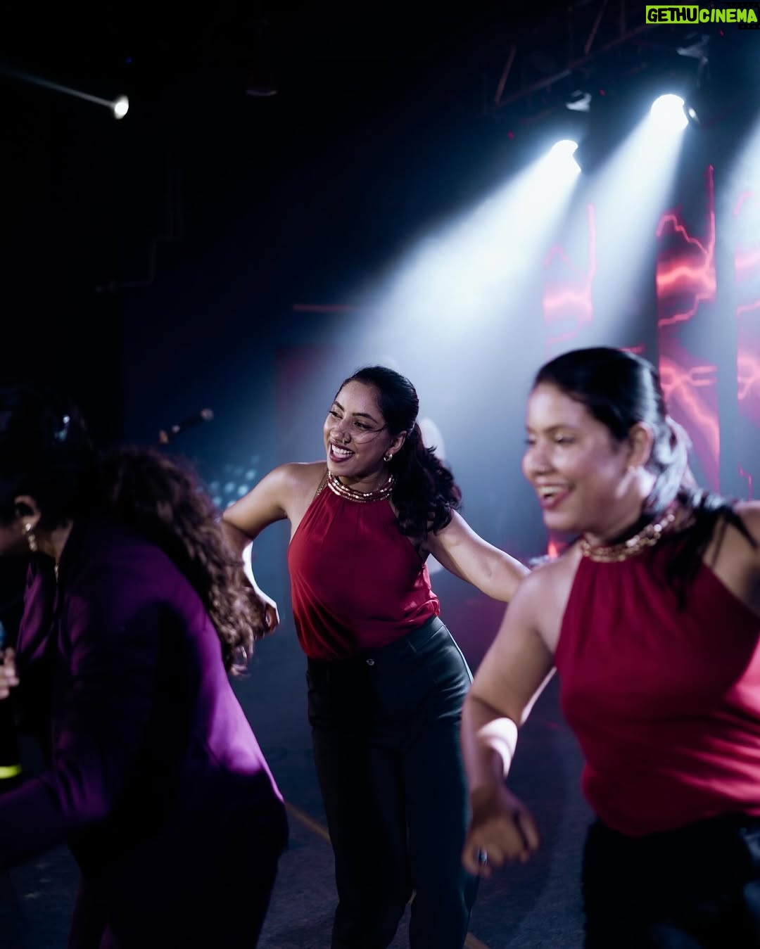Anju Joseph - 9.7K Likes - Having fun on stage!!! AnjuJosephLive♥️💃
Pics by @sonnet._.vijaya
