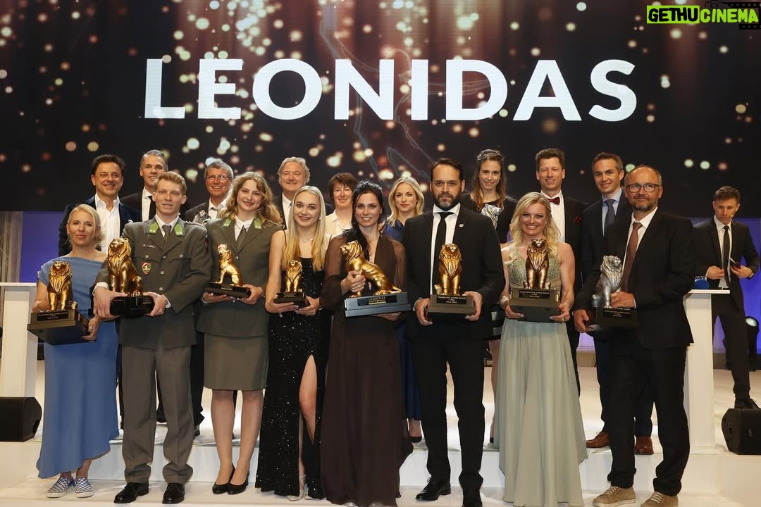 Anna Veith - 16.6K Likes - Still overwhelmed 🥹
Receiving the Lifetime Award at the Leonidas Gala yesterday means more than I can put into words. It’s not just about sport. It’s about the people, the journey, the growth. To everyone who supported me, held me up in tough moments, and kept me going – thank you. And to you, Lara – I’m so thankful for all that we’ve shared and still will. ⛷️
The end of a career is never the end of a passion. It’s just a new chapter. 💗 Grateful beyond words. 💫
Congratulations to all award winners 🦁
📸 by @salzburgernachrichten
👗 @femmemaison.official / @corneliatmntz
#leonidasgala #lifetimeachievement #ski #passion #grateful #Audi
