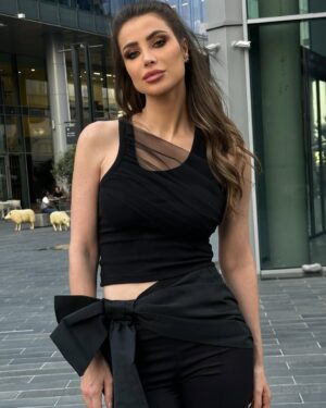 Annabella Hilal Instagram - Dubai days 💫

Also this gorgeous @davidkomalondon top is my latest obsession from @thatconceptstore - I love how versatile it is and how it matches almost everything! So fun and so easy to style ❤️

Skirt @yproject_official also via @thatconceptstore 

Shoes @gianvitorossi 

Hair & makeup @laloge_uae