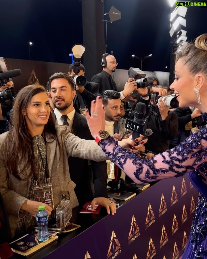 Annabella Hilal - 11.5K Likes - Award season could not have started any better š«
@joyawards - every year this experience gets better and better, thank you for having me ā¤ļø
& thank you to the amazing @zuhairmuradprivate @zuhairmuradofficial for this incredible dress, you are a true artist ā¤ļø
Watch @hublot @hublotmea
Jewelry @lustro_md
Bag @jimmychoo
Shoes @lesilla
Hair @ebtssam_hair
Makeup @darinmakeup_artist
š· @nano1oo
Management @hharabia